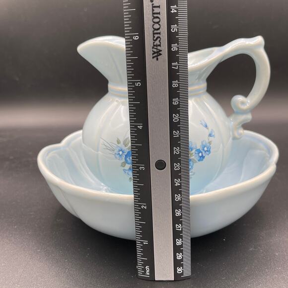 Vintage McCoy Pottery Blue Daisy Pitcher and Basin #7528 - Picture 11 of 11
